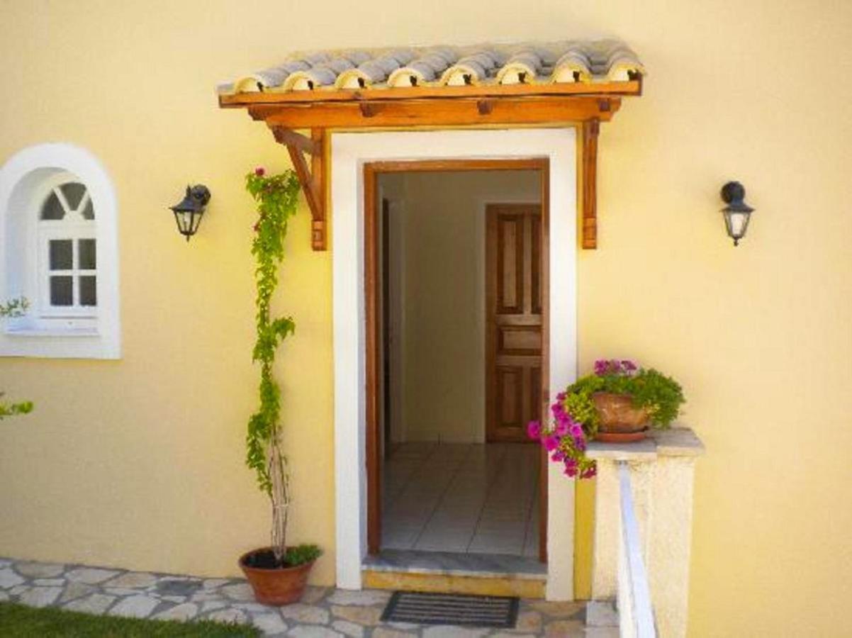 Natalia Apartment B With Panoramic Sea Views Of Agios Gordios Bay Exterior photo