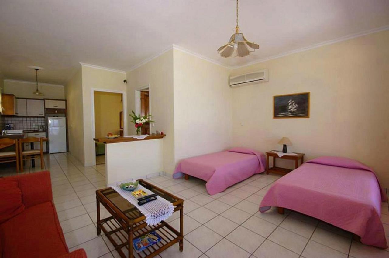 Natalia Apartment B With Panoramic Sea Views Of Agios Gordios Bay Exterior photo