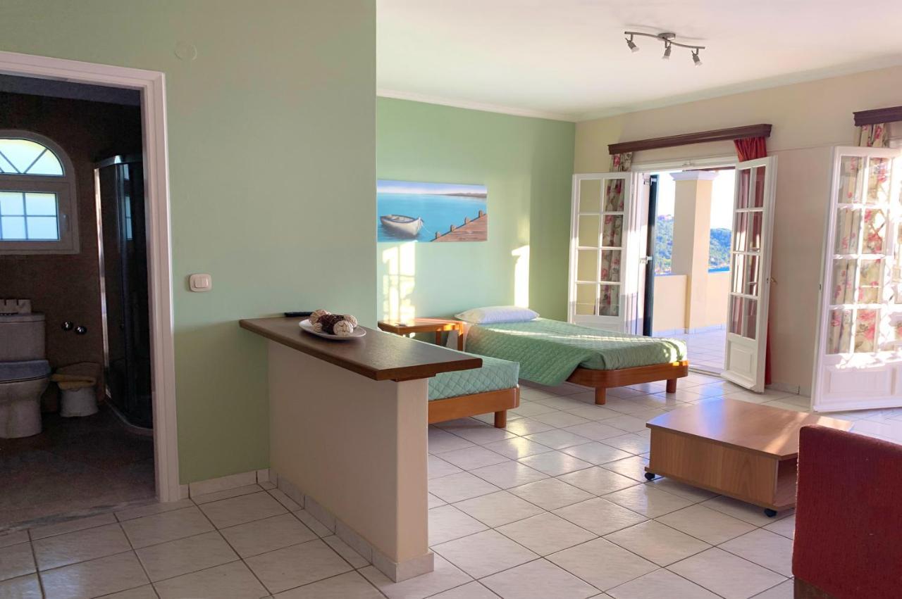 Natalia Apartment B With Panoramic Sea Views Of Agios Gordios Bay Exterior photo